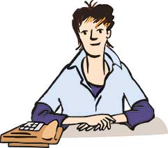 Leichte Sprache: Beraterin sitzt am Tisch